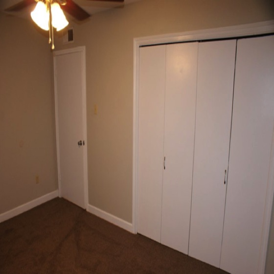 1300 2BR1BADS Bedroom1c.jpg